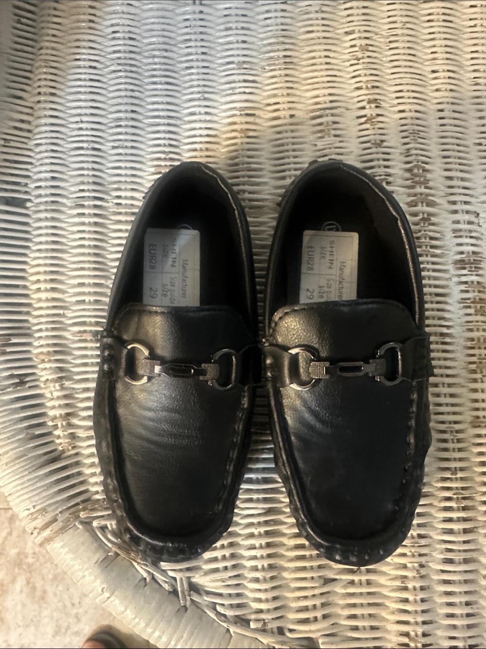 SHEIN Black Kids Slip-On Loafers with Metal Bit
